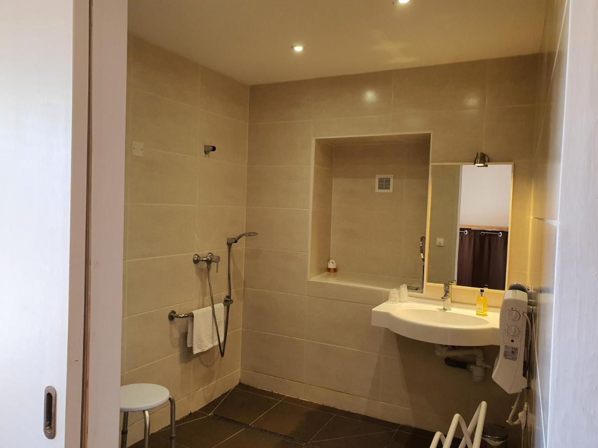 Logis Hotel Restaurant L'Escarbille Saint-Martin-dʼArdèche Dış mekan fotoğraf